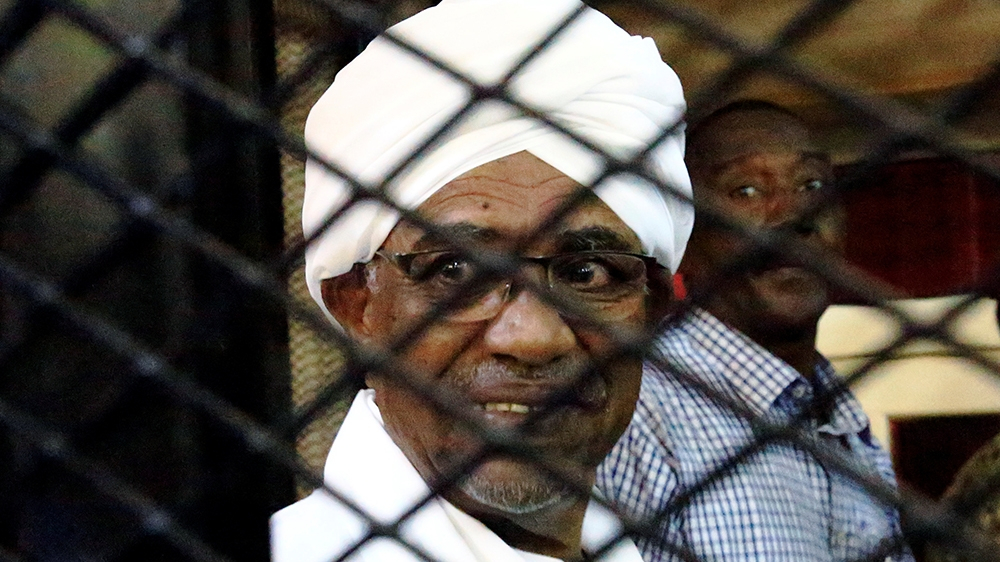 تصمیم دولت سودان به تحویل عمرالبشیر به دیوان کیفری بین المللی