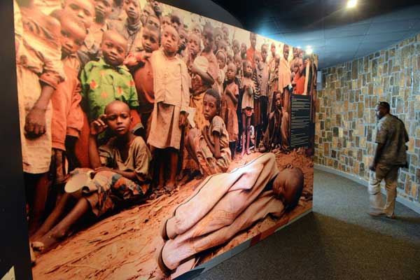 ممنوعیت مصاحبه با محکومین نسل کشی رواندا